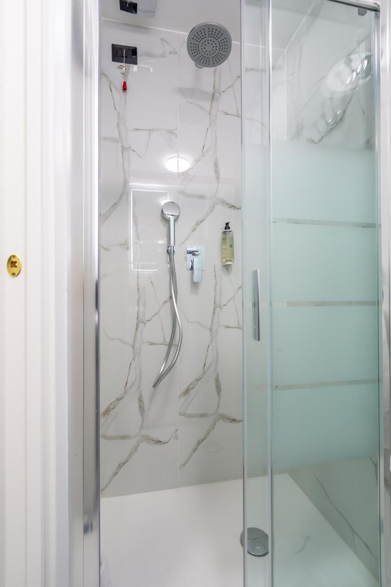 Miss Suite Rom Exterior foto